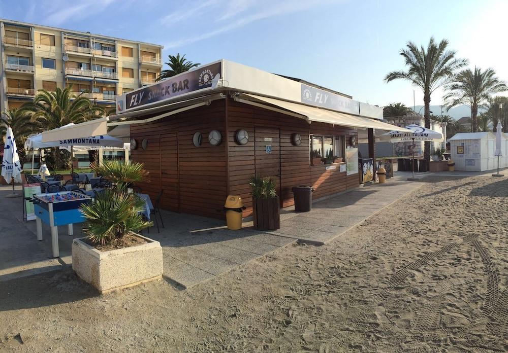 Hotel Internazionale Finale Ligure Eksteriør billede