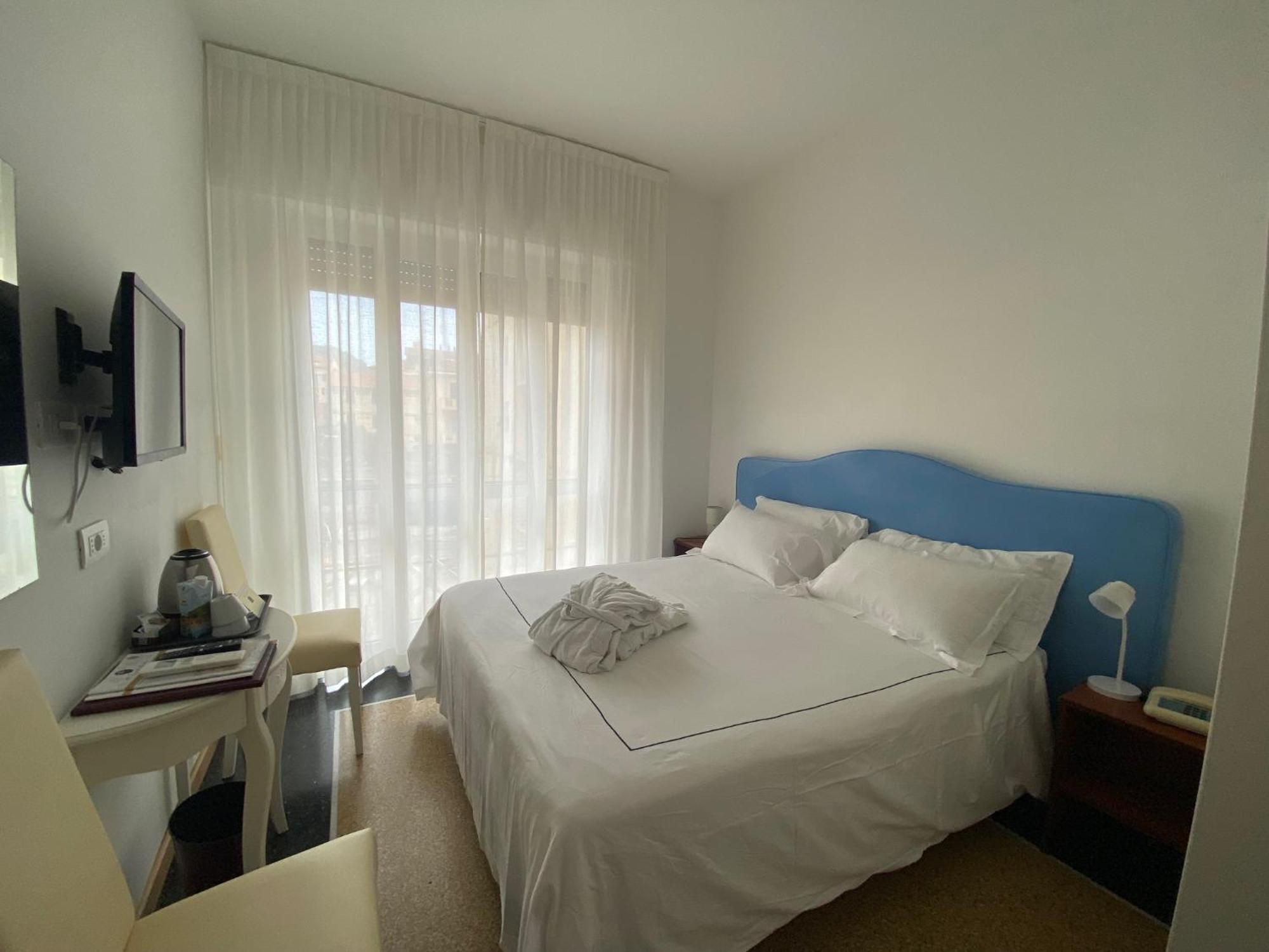 Hotel Internazionale Finale Ligure Eksteriør billede
